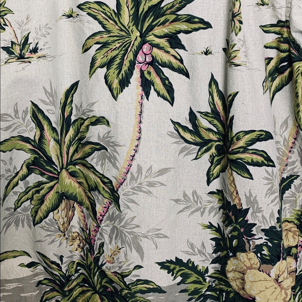 Presence Hawaiian Shirt Sz M Palm Hibiscus Cotton